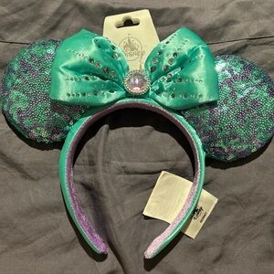 Disney Green and Purple Sequin Minnie Ears